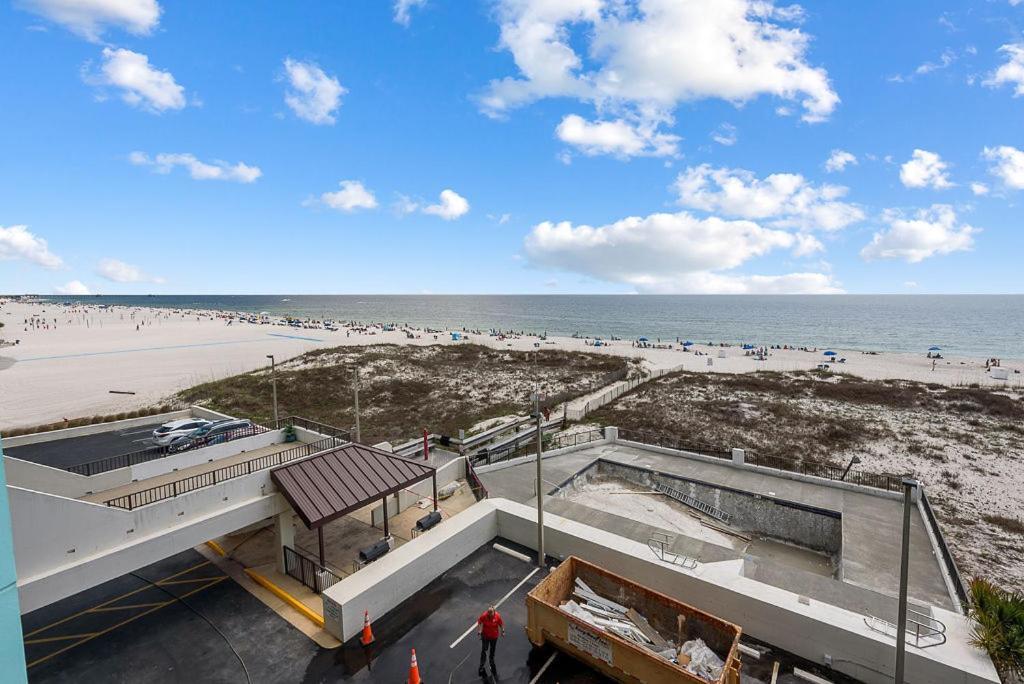 Island Winds East 308 By Albvr - Beautifully Renovated Beachfront Condo & Steps Away From Hangout & More! Gulf Shores Dış mekan fotoğraf